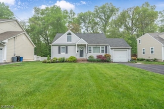 173 Runnymede Pkwy, New Providence, NJ 07974