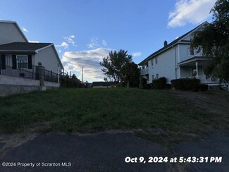 1530 S Webster Ave, Scranton, PA 18505