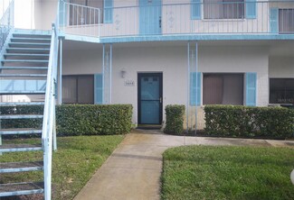 6460 River Run Blvd, Weeki Wachee, FL 34607