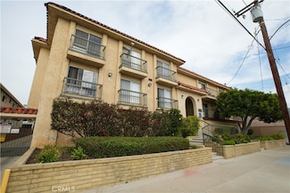 4015 137th St Unit 220, Hawthorne, CA 90250