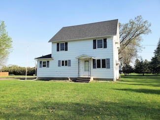 801 Greenwood Ave, Tracy, MN 56175