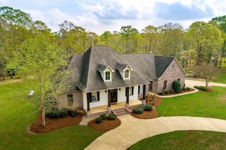 1086 Park Place, McComb, MS 39648