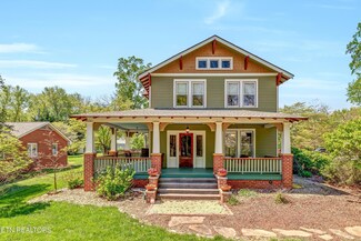 1103 S Court St, Maryville, TN 37803