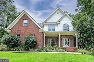 90 Barrington Grange Dr, Sharpsburg, GA 30277