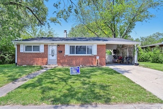 396 Thelma Ct, Wheeling, IL 60090