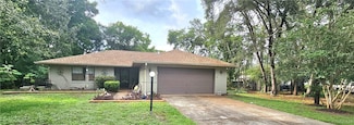 2001 W Belgrade Dr, Citrus Springs, FL 34434