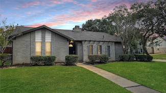 2331 Planters St, Sugar Land, TX 77479