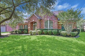 9410 Shadow Gate Ln, Houston, TX 77040