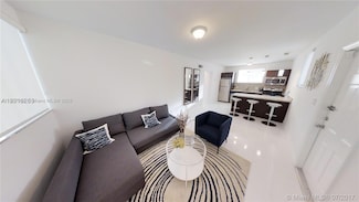 1025 SW 7th Ave Unit 5, Miami, FL 33130