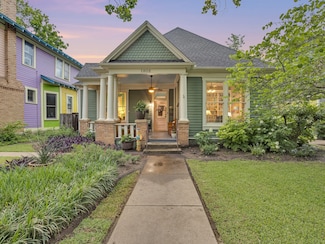 1808 College Ave, Fort Worth, TX 76110
