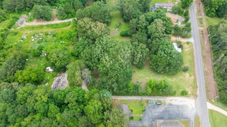 2097 Jackson Hwy, Tuscumbia, AL 35674