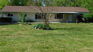 3287 Winchell Rd, Mantua, OH 44255