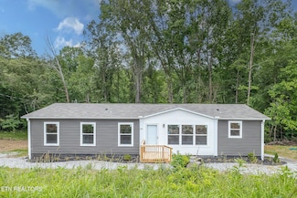 399 Black Oak Rd, Harriman, TN 37748