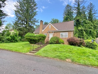 917 Sylvan Ave, Fairmont, WV 26554