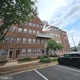 2651 Park Tower Dr Unit 306, Vienna, VA 22180