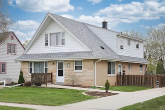 3720 S 88th St, Milwaukee, WI 53228