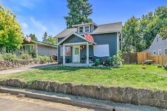 528 Pearl St, Medford, OR 97504