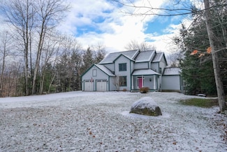 53 Ponus Rd, Ludlow, VT 05149
