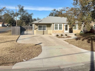 542 W 47th St S, Wichita, KS 67217