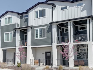 4696 W Talavera Way, Salt Lake City, UT 84118
