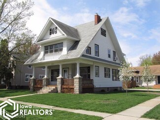 1127 N Carroll St, Carroll, IA 51401