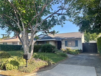 13617 Bassett St, Van Nuys, CA 91405