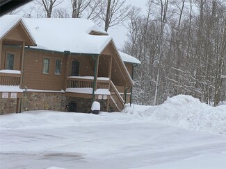 8020 Canterbury Dr, Clymer, PA 14724
