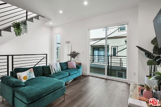 1255 N Gower St Unit 3/4, Los Angeles, CA 90038