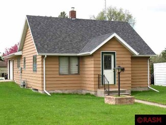 130 130 W Dineen St, Sanborn, MN 56083