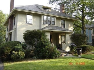 21 Melville Ave, Dorchester Center, MA 02124