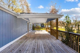 70 Caroline Ave, Stockbridge, GA 30281