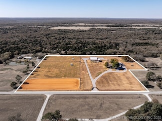 4864 Enville Rd, Marietta, OK 73448