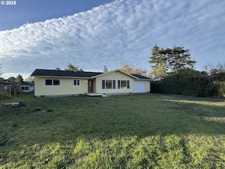 950 1st St NE, Bandon, OR 97411