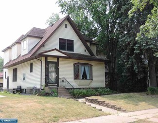 320 4th St S, Virginia, MN 55792