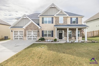 421 Newport Ave, Kathleen, GA 31047