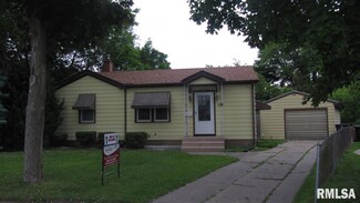 2423 Mcmillan Ct, Rock Island, IL 61201