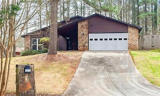 3955 Chimney Ridge Ct, Ellenwood, GA 30294