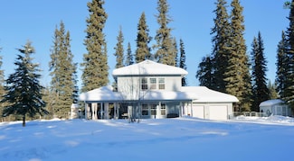 3355 Maisia Ct, North Pole, AK 99705