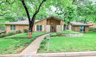 1104 Edgecliff Dr, Bedford, TX 76022