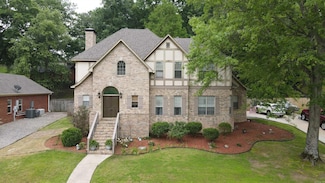615 Miller Cove, Benton, AR 72019