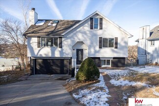 824 S 3rd St, Plattsmouth, NE 68048