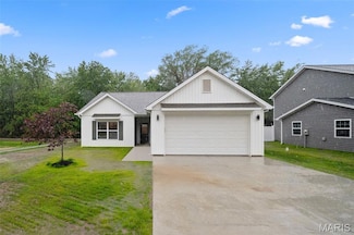 105 Jimmy H Dr, Jonesburg, MO 63351