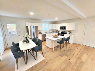 11 Rock Pond Rd Unit 11, Sanford, ME 04073