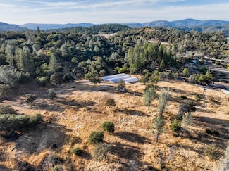 10523 Tasha Rd, Nevada City, CA 95959