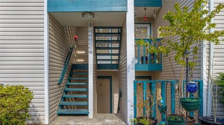 17431 Ambaum Blvd S Unit D43, Seattle, WA 98148