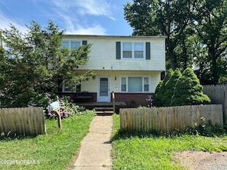 71 12th St, Keansburg, NJ 07734