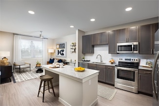 22103 Gosling Rd Unit 935, Spring, TX 77389