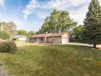 111 E Devon Ave, Bartlett, IL 60103