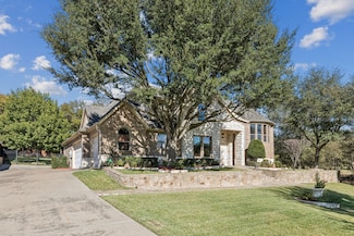 2221 Southern Oaks Dr, Cedar Hill, TX 75104