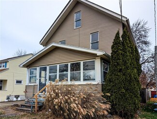 573 E Ford Ave, Barberton, OH 44203